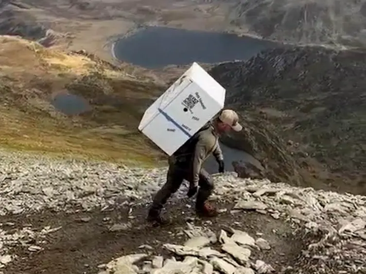  Michael Copeland durante su desaf&iacute;o - SWNS 