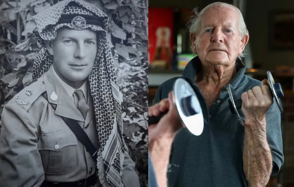  John Hamilton (a la derecha, 100 a&ntilde;os) - SWNS 