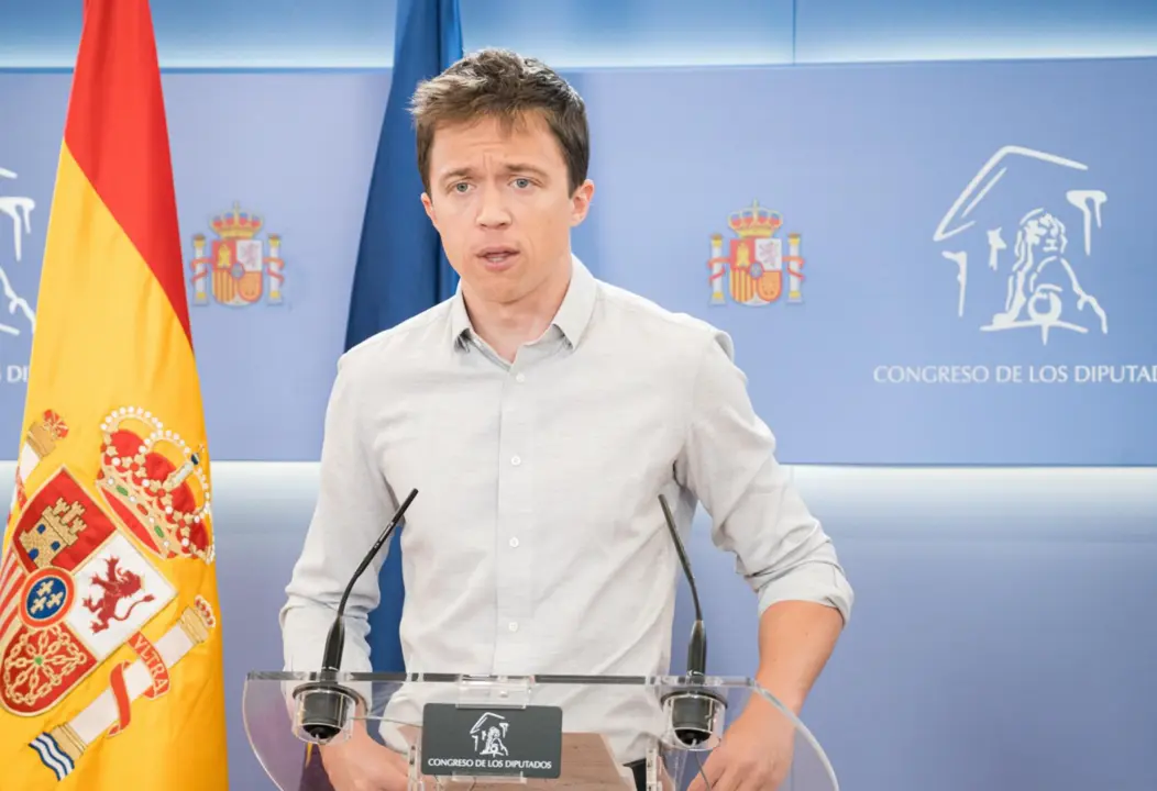  El l&iacute;der de M&aacute;s Pa&iacute;s, &Iacute;&ntilde;igo Errej&oacute;n, ofrece una rueda de prensa en el Congreso de los Diputados - Diego Radam&eacute;s - Europa Press 