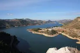 Embalse de Izn&aacute;jar 