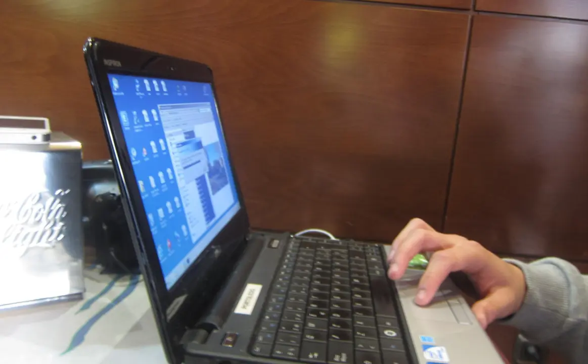  Archivo - TECLADO, NAVEGAR, INTERNET, ORDENADOR - EUROPA PRESS - Archivo 