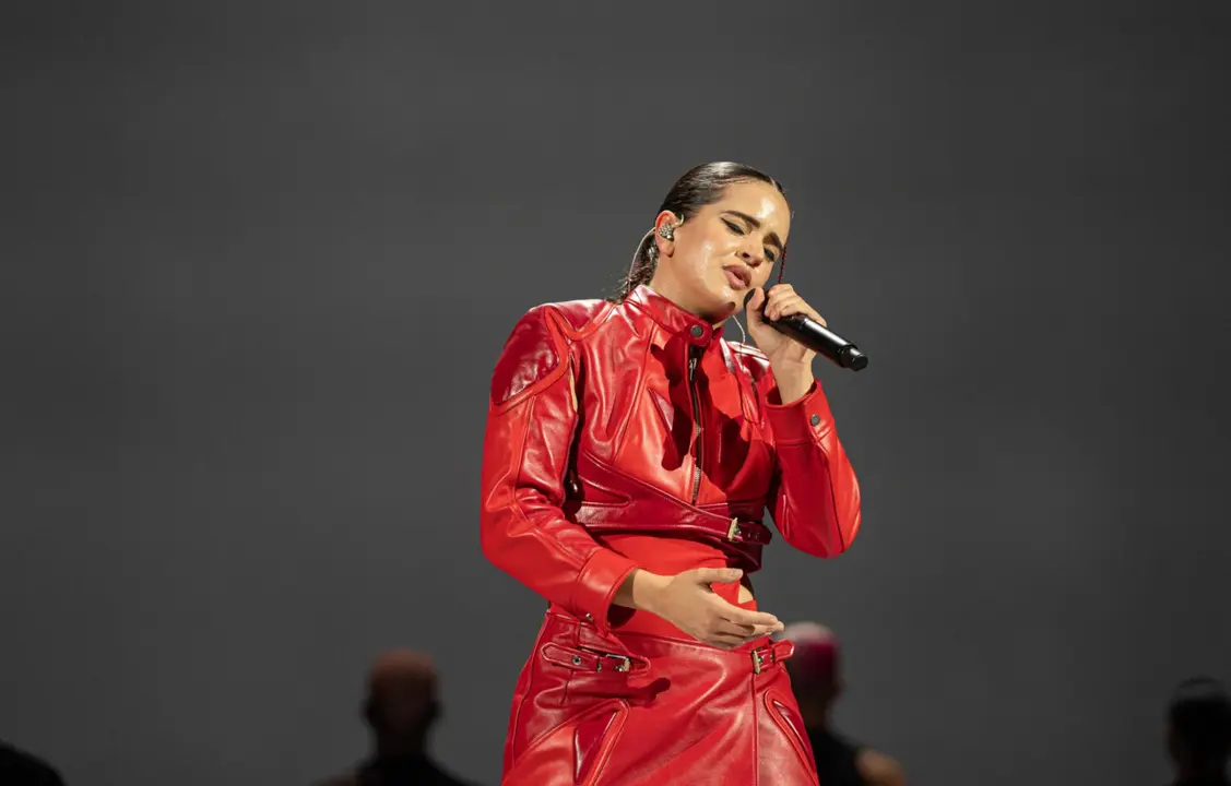  Archivo - La cantante Rosal&iacute;a act&uacute;a dentro de su gira &lsquo;Motomami Tour&rsquo; en el Palau Sant Jordi, a 23 de julio de 2022, en Barcelona - Pau Venteo - Europa Press - Archivo 