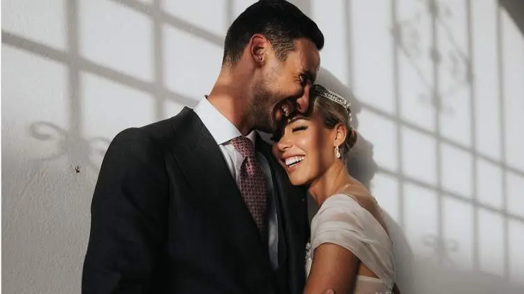  Sergio Rico y Alba Silva 