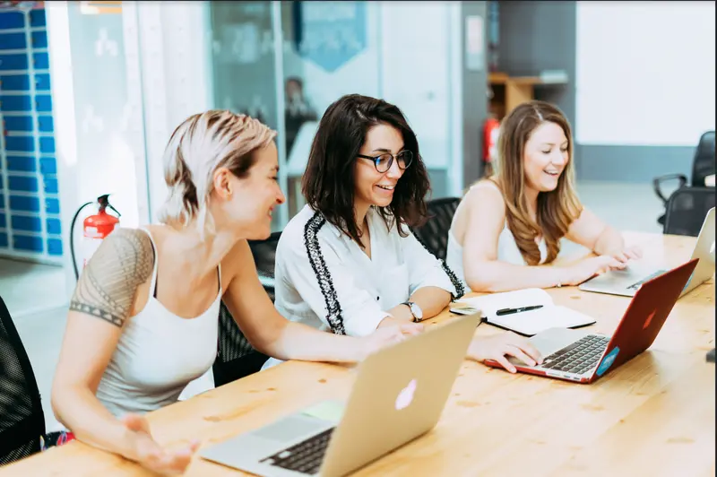  Desarrollo Web lidera los bootcamps tecnol&oacute;gicos m&aacute;s demandados en Espa&ntilde;a 