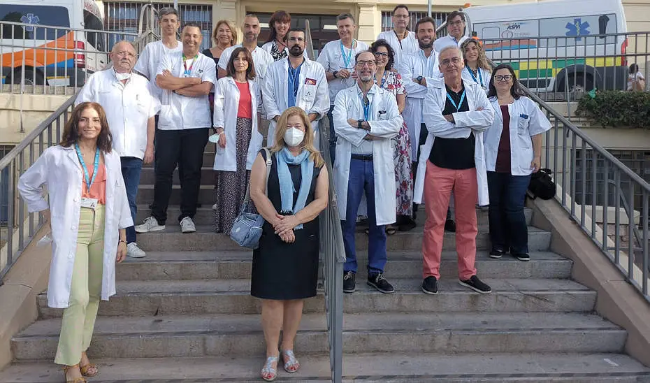  Equipo de investigadores del Instituto de Investigaci&oacute;n Biom&eacute;dica de M&aacute;laga (IBIMA) y del Hospital Regional Universitario de M&aacute;laga, que han descubierto la prote&iacute;na que combate los virus del COVID-19 y del VIH 