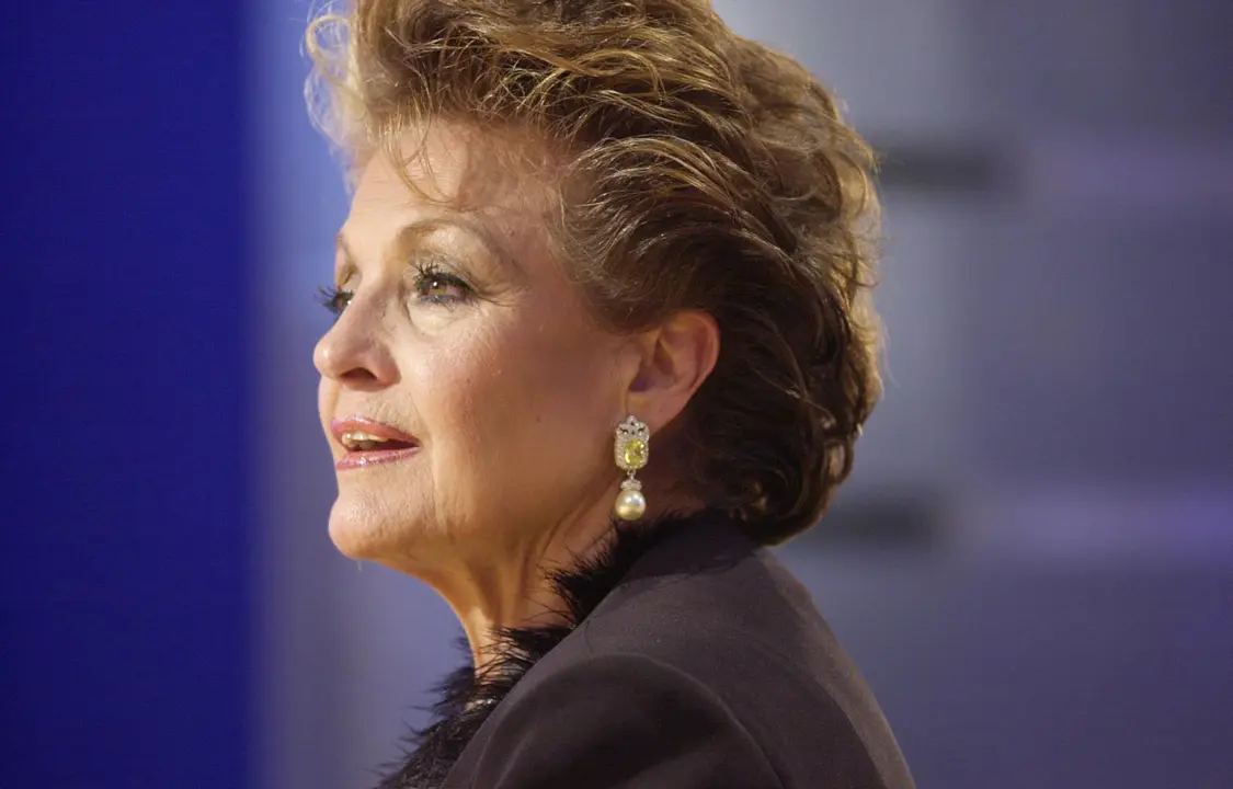  Archivo - CARMEN SEVILLA EN EL PROGRAMA HAY UNA CARTA PARA TI DE ANTENA 3 Europa Press / Europa Press (Foto de ARCHIVO) 23/10/2002 - Europa Press - Archivo 