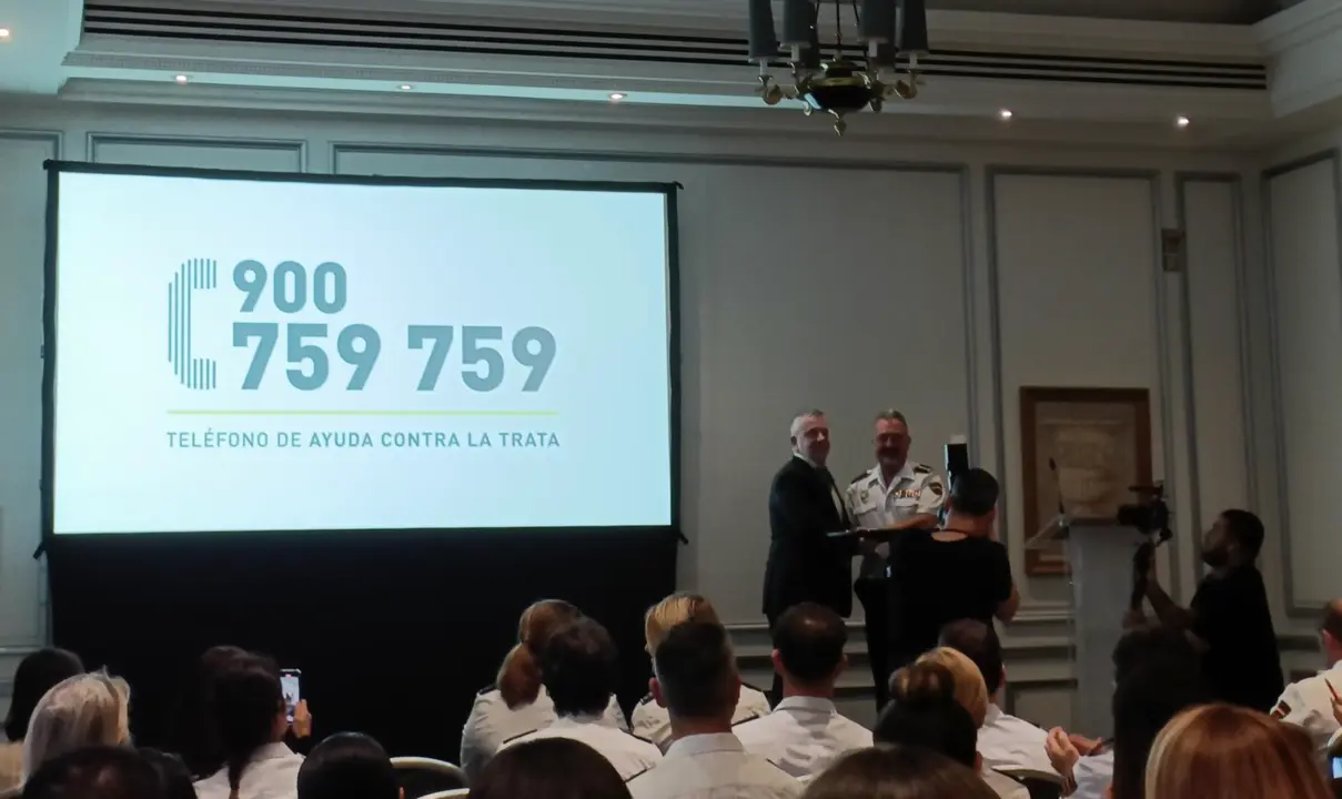  Presentaci&oacute;n del tel&eacute;fono contra la trata. - EUROPA PRESS 
