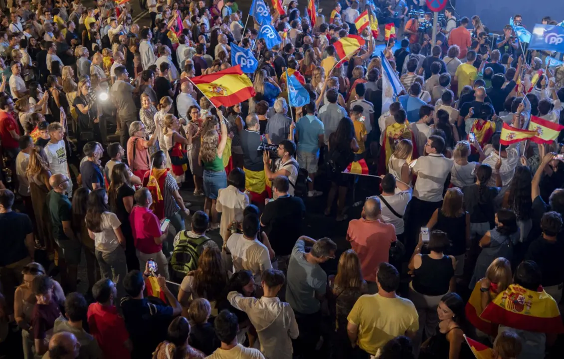  Ambiente durante el seguimiento de la jornada electoral de los comicios generales en la sede del PP en la calle G&eacute;nova, a 23 de julio de 2023, en Madrid (Espa&ntilde;a). - Alberto Ortega - Europa Press 