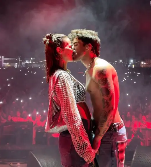  Laura Escanes y &Aacute;lvaro de Luna 