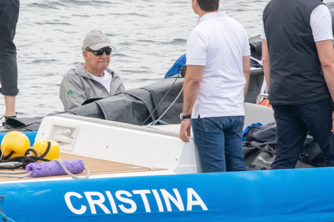  El Rey Juan Carlos en El Brib&oacute;n, a 27 de julio de 2023, en Sanxenxo, Pontevedra, Galicia (Espa&ntilde;a). - Jos&eacute; Oliva - Europa Press 