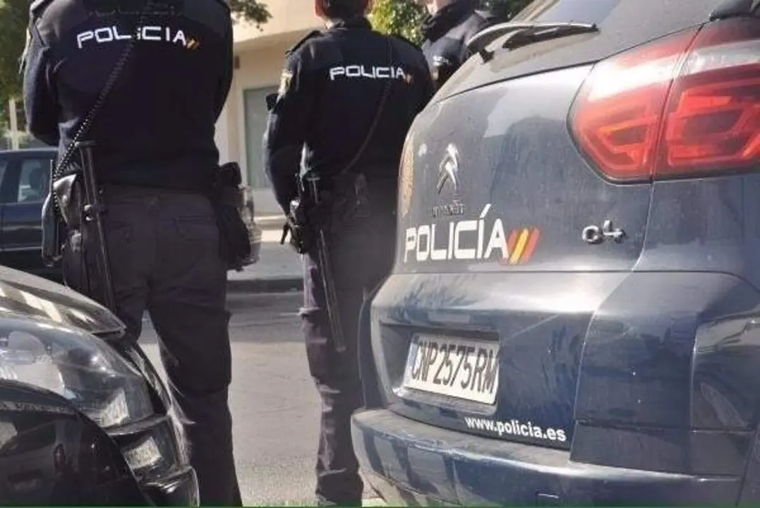  Agentes de Polic&iacute;a Nacional 