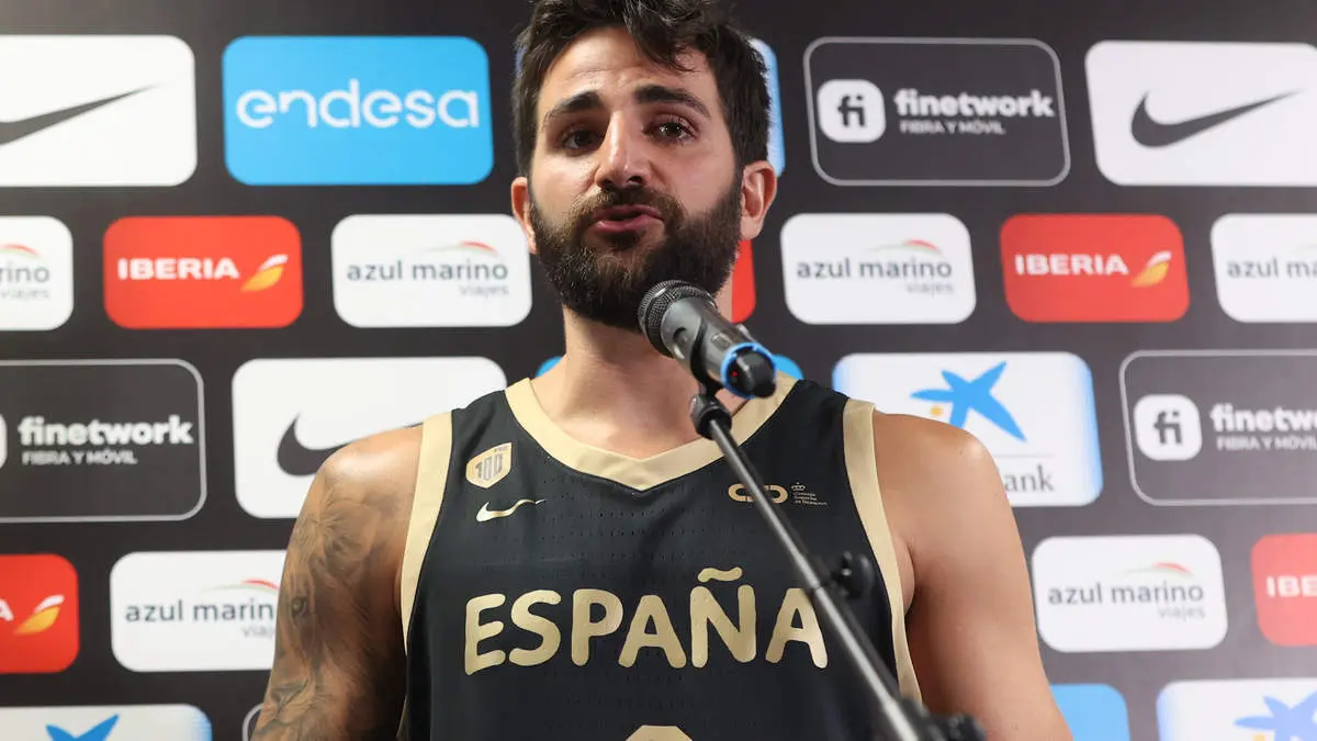  Ricky Rubio con la camiseta de Espa&ntilde;a 
