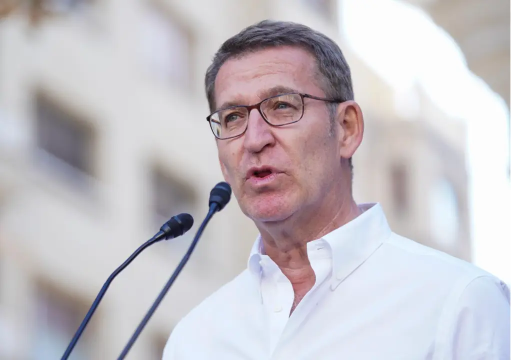  El l&iacute;der nacional del Partido Popular y candidato a la presidencia del Gobierno, Alberto N&uacute;&ntilde;ez Feij&oacute;o, participa en un acto de campa&ntilde;a electoral de cara al 23J, a 15 de julio de 2023, en Vitoria Gasteiz, &Aacute;lava, Pa&iacute;s Vasco(Espa&ntilde;a). - I&ntilde;aki Berasaluce - Europa Press 