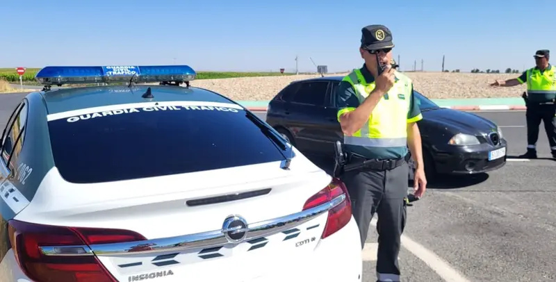  Agentes de Tr&aacute;fico de la Guardia Civil. - DGT 