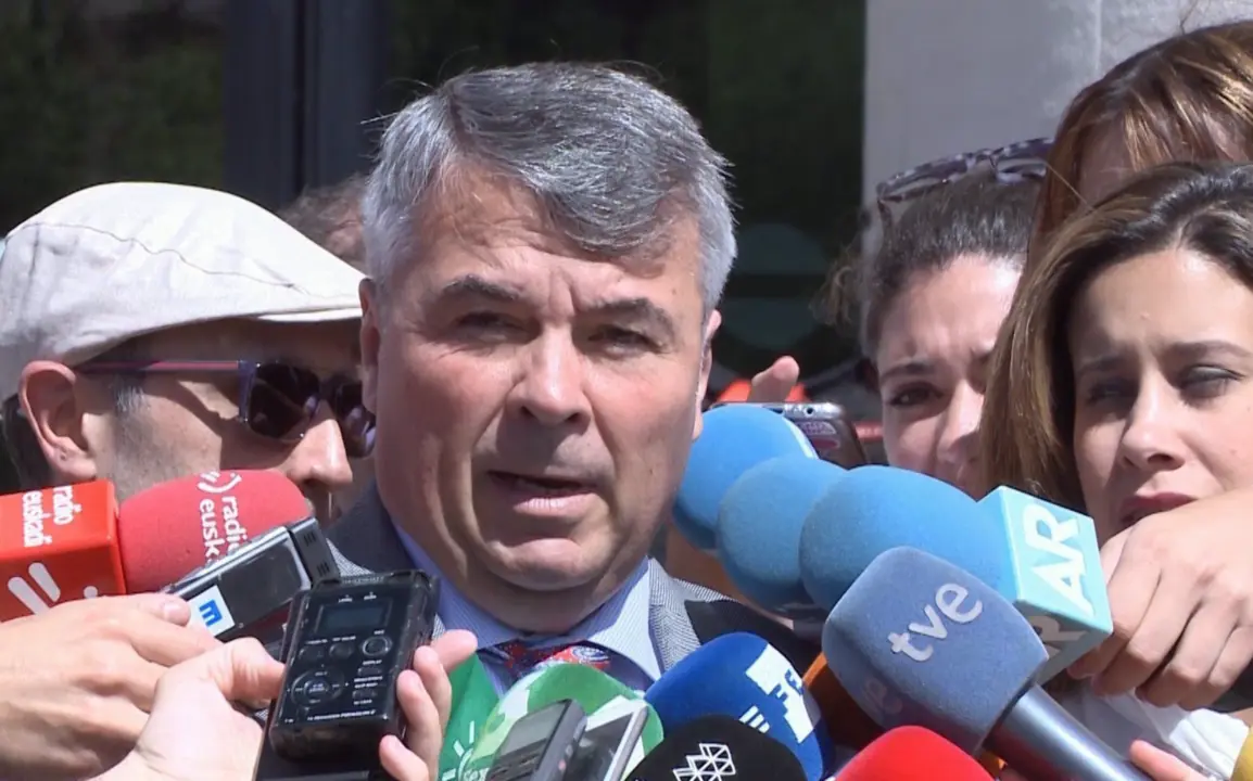  Archivo - El abogado de cuatro de los cinco miembros de 'La Manada', Agust&iacute;n Mart&iacute;nez Becerra - EUROPA PRESS - Archivo 