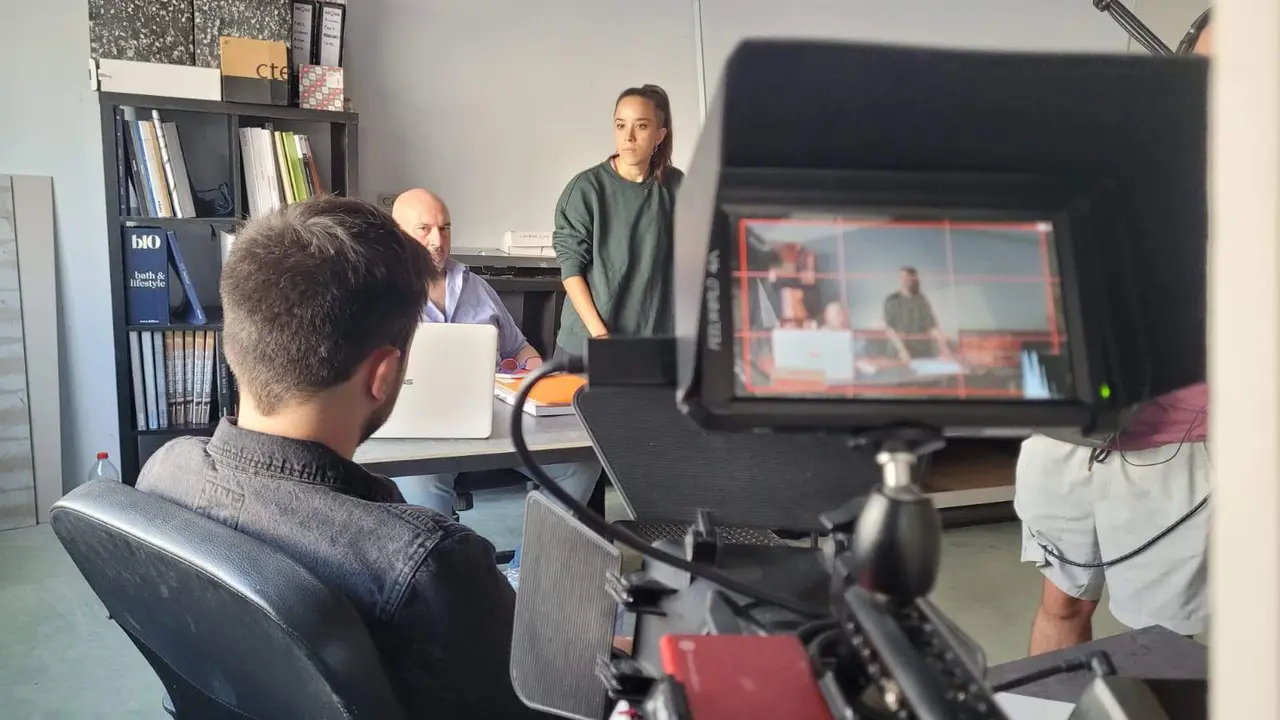  Fran Cubero y Antonio Morales presentan: &ldquo;Tres d&iacute;as para la guerra&rdquo;. 