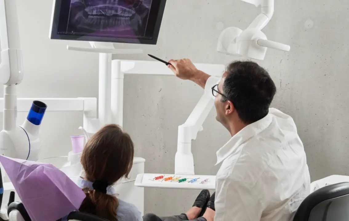  Dentista y paciente. 