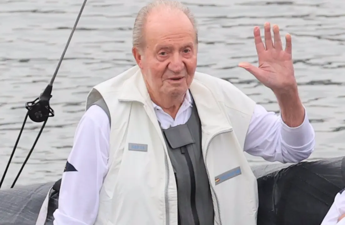 Archivo - El Rey Juan Carlos, durante su &uacute;ltima visita a Espa&ntilde;a, en mayo de 2022 en Sanxenxo - EUROPA PRESS - Archivo 