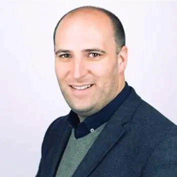  Danny Macklin,  exdirector general del AFC Wimbeldon 