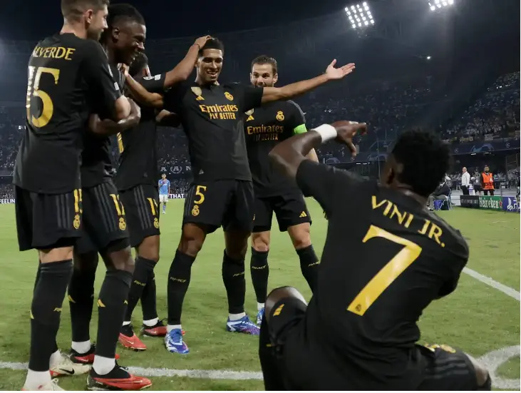  Celebraci&oacute;n conjunta en el gol de Bellingham 