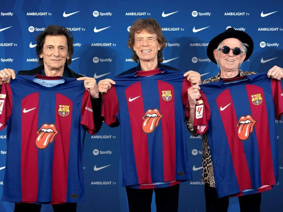  Los Rolling Stones con su camiseta del Barcelona 