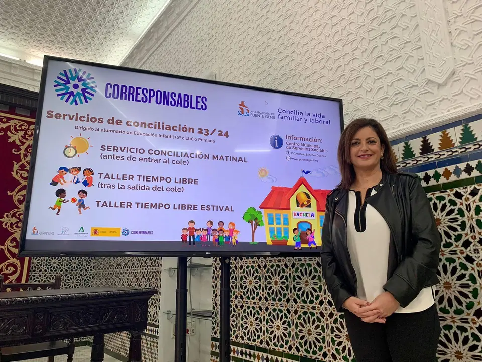  La edil de Servicios Sociales, Igualdad y Familias en el Ayuntamiento de Puente Genil,<br>Asunci&oacute;n C&eacute;sar, durante la  puesta en marcha del Plan Corresponsables 