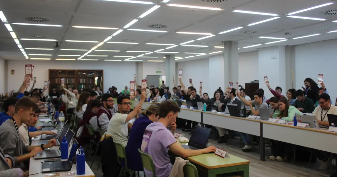  Reuni&oacute;n de la Coordinadora de Representantes de Estudiantes de Universidades P&uacute;blicas (CREUP) - CREUP 