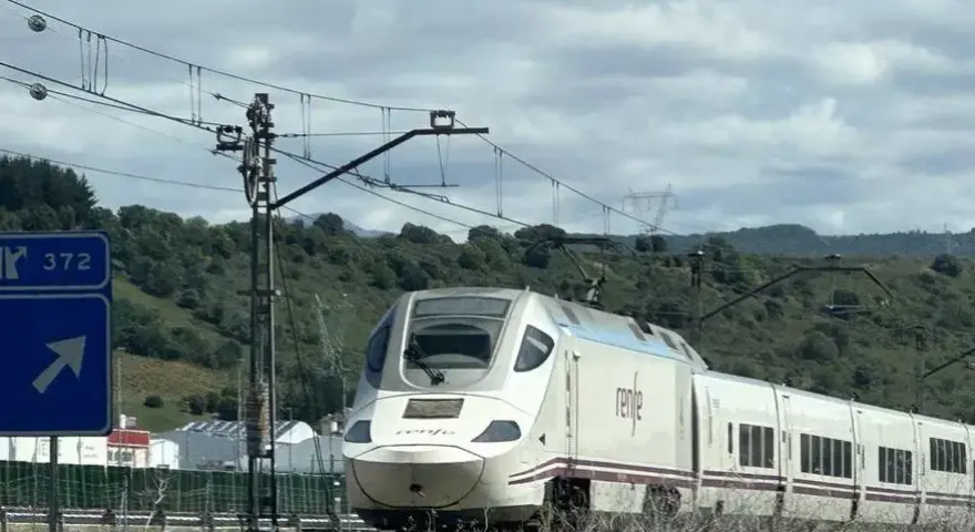  Tren Alvia que recorrer&aacute; la Variante Pajares desde el 30 de noviembre 
