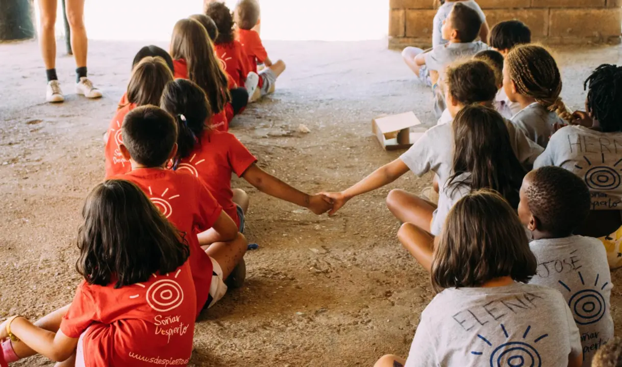  Archivo - Varios ni&ntilde;os y ni&ntilde;as en uno de los programas de la Fundaci&oacute;n So&ntilde;ar Despierto. - FUNDACI&Oacute;N SO&Ntilde;AR DESPIERTO - Archivo 