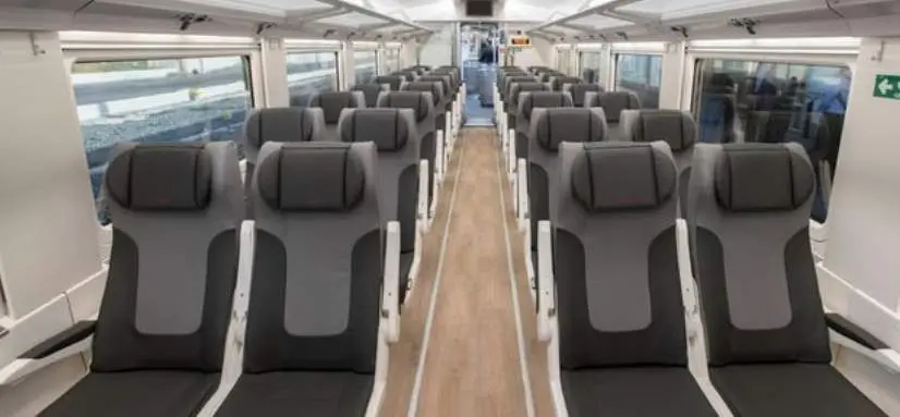  Interior tren de Renfe 
