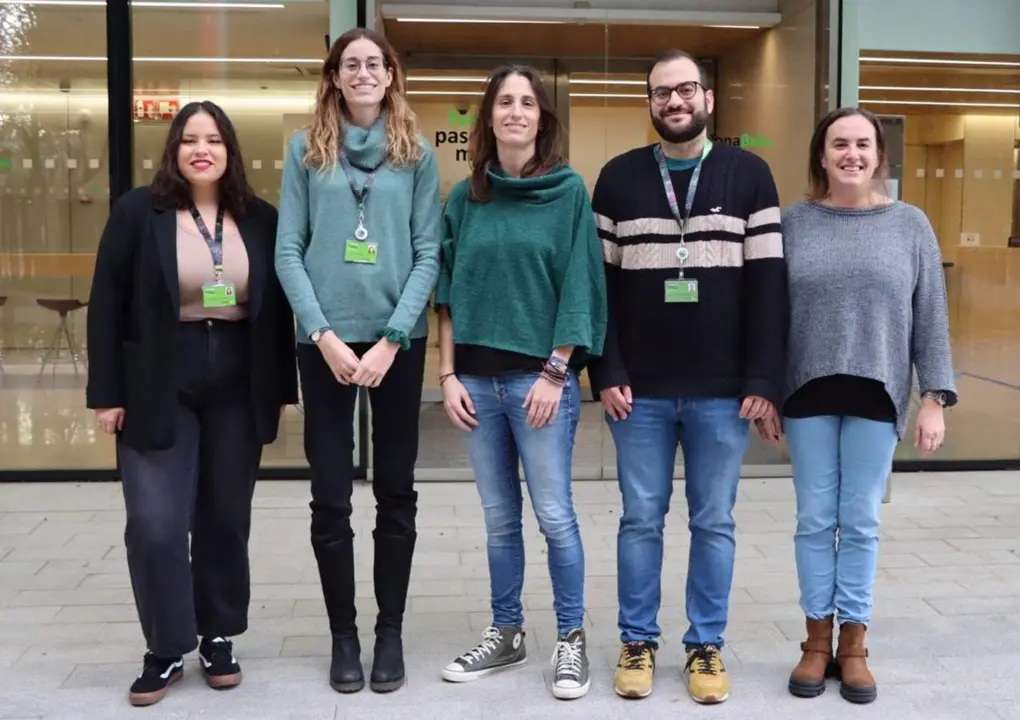  De izquierda a derecha: Blanca Rodr&iacute;guez, Patricia Genius, la Dra. Nat&agrave;lia Vilor-Tejedor, Armand Gonz&aacute;lez y la Dra. Carolina Minguill&oacute;n. - BBRC 