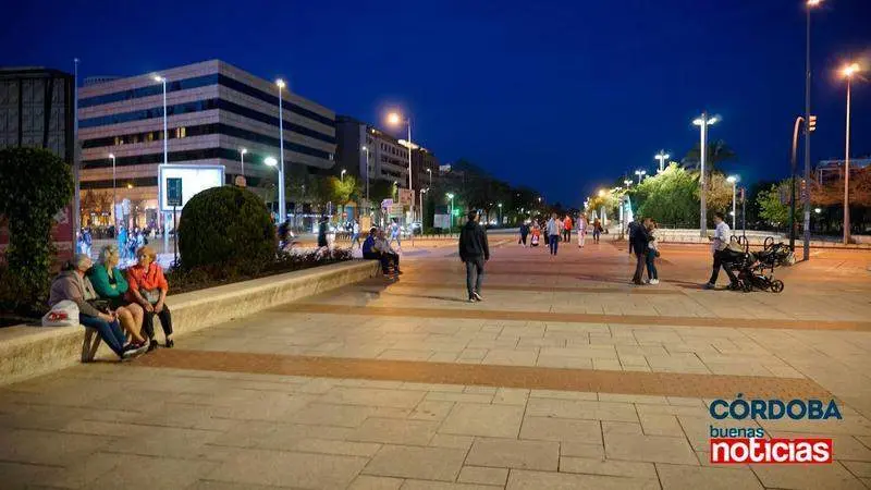  El Vial por la noche  Julio S&aacute;nchez CBN 