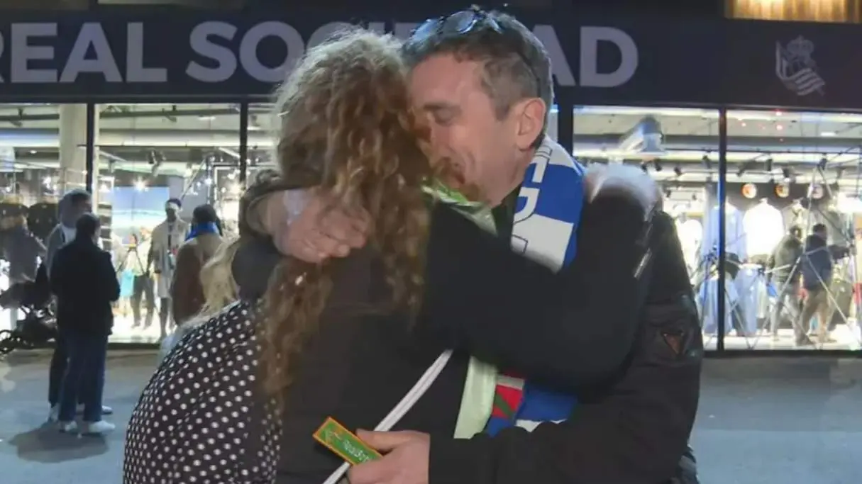  Roberto y Susana, aficionados de Real Sociedad y Betis. ELDESMARQUE 