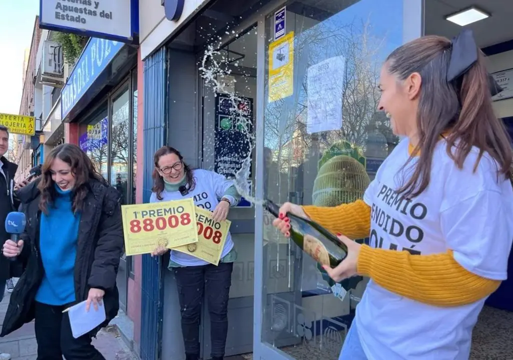  La administraci&oacute;n n&uacute;mero 205 del Barrio del Pilar vende el Gordo - EUROPA PRESS 