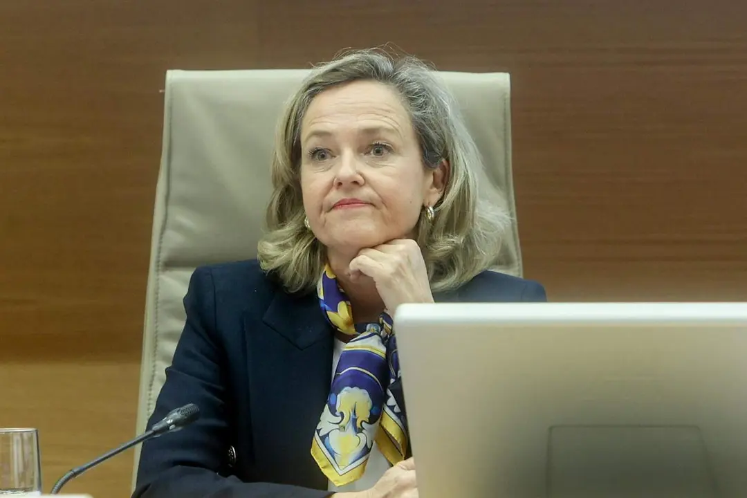  Nadia Calvi&ntilde;o 