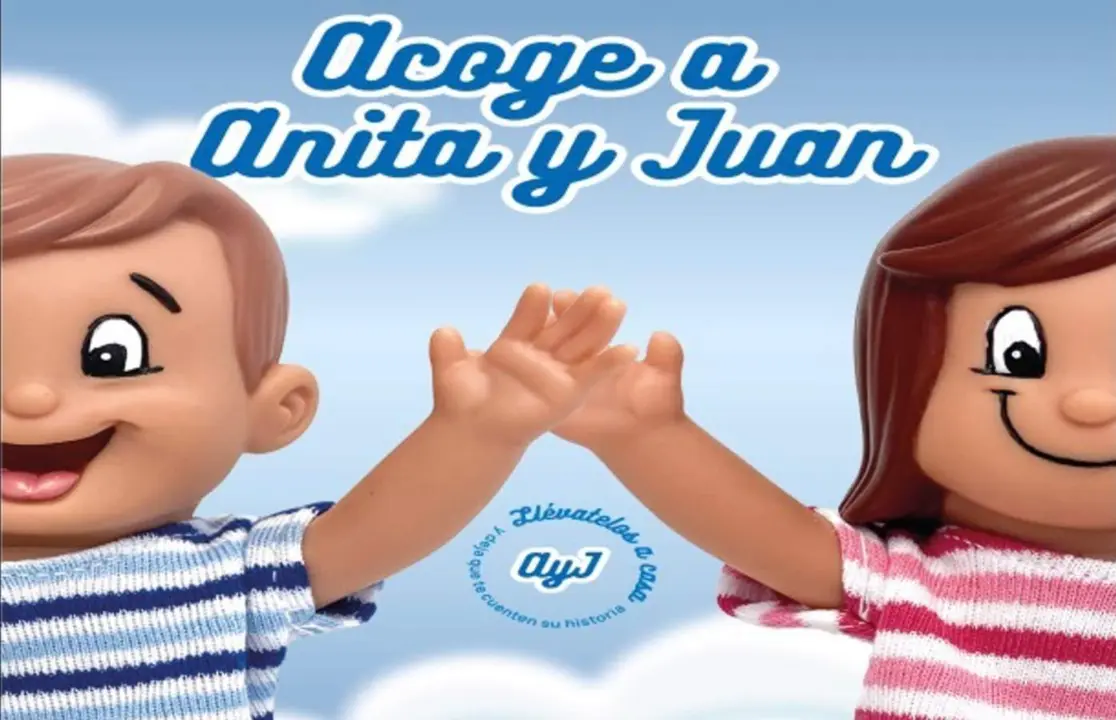  Archivo - Mam&aacute;s en Acci&oacute;n presenta a Anita y Juan, dos mu&ntilde;ecos que representan a los 50.000 ni&ntilde;os y ni&ntilde;as tutelados en Espa&ntilde;a - MAM&Aacute;S EN ACCI&Oacute;N - Archivo 