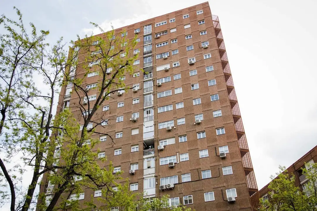  Archivo - Un edificio del distrito de Arganzuela 