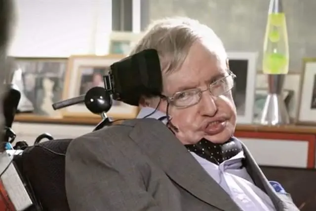  Stephen Hawking 