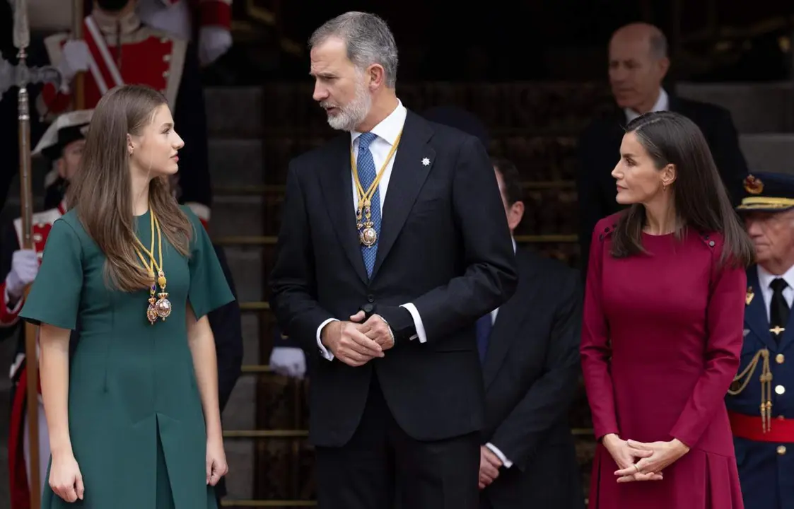  (I-D) La princesa Leonor; el Rey Felipe VI y la Reina Letizia a su salida de la Solemne Sesi&oacute;n de Apertura de las Cortes Generales de la XV Legislatura, en el Congreso de los Diputados, a 29 de noviembre de 2023, en Madrid (Espa&ntilde;a). - Eduardo Parra - Europa Press 