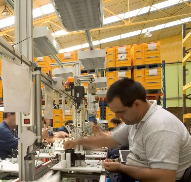  Trabajador con discapacidad 