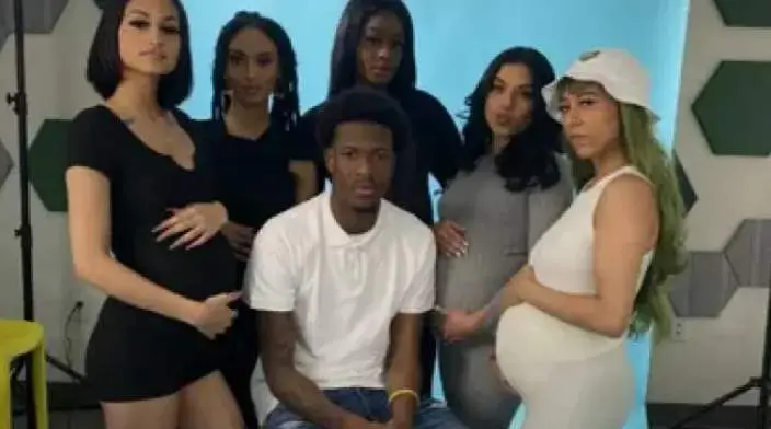  Todas las mujeres estaban de acuerdo con la celebraci&oacute;n.lizzyashmusic / TIKTOK 