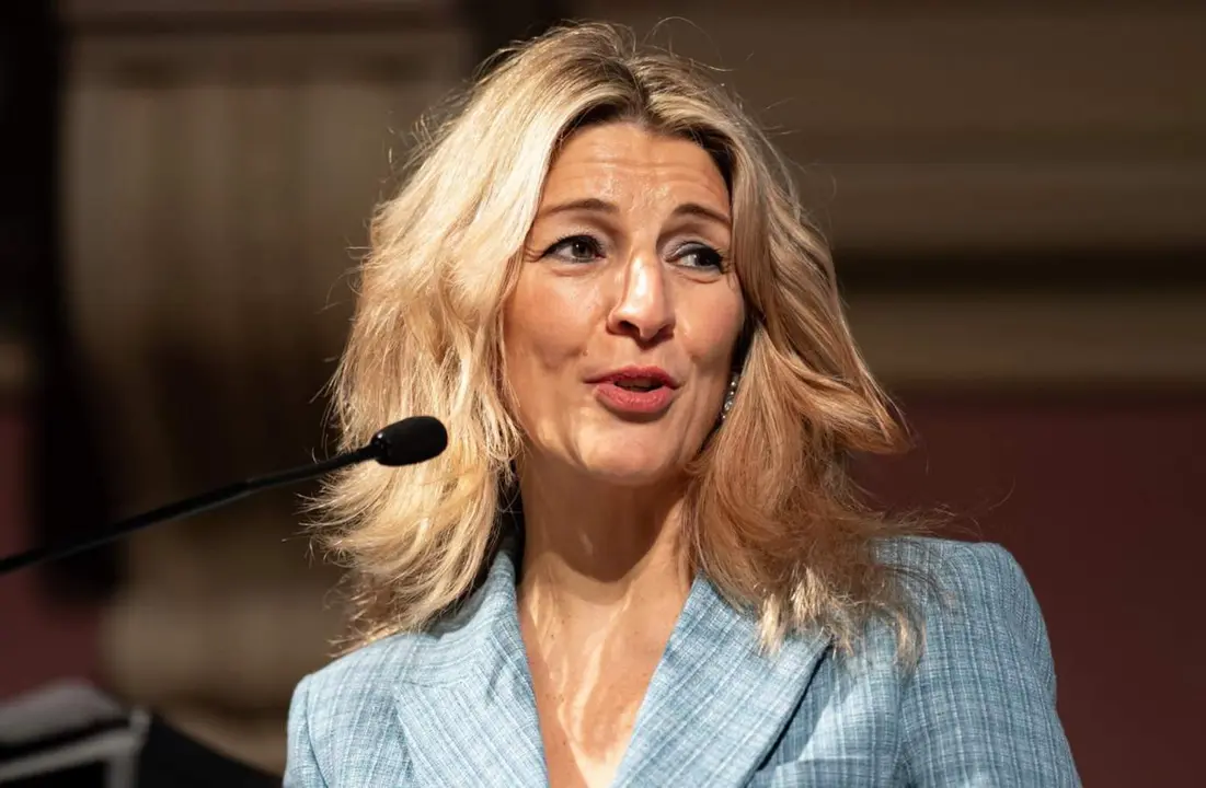  La vicepresidenta segunda y ministra de Trabajo y Econom&iacute;a Social, Yolanda D&iacute;az, interviene durante un acto de CERMI para abordar la reforma del art&iacute;culo 49 de la Constituci&oacute;n, en el Ateneo de Madrid, a 17 de enero de 2024, en Madrid (Espa&ntilde;a). El acto est - Diego Radam&eacute;s - Europa Press 