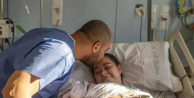  Ha pesado 2,9 kilos y tanto la madre como el ni&ntilde;o se encuentran en buen estado de salud 