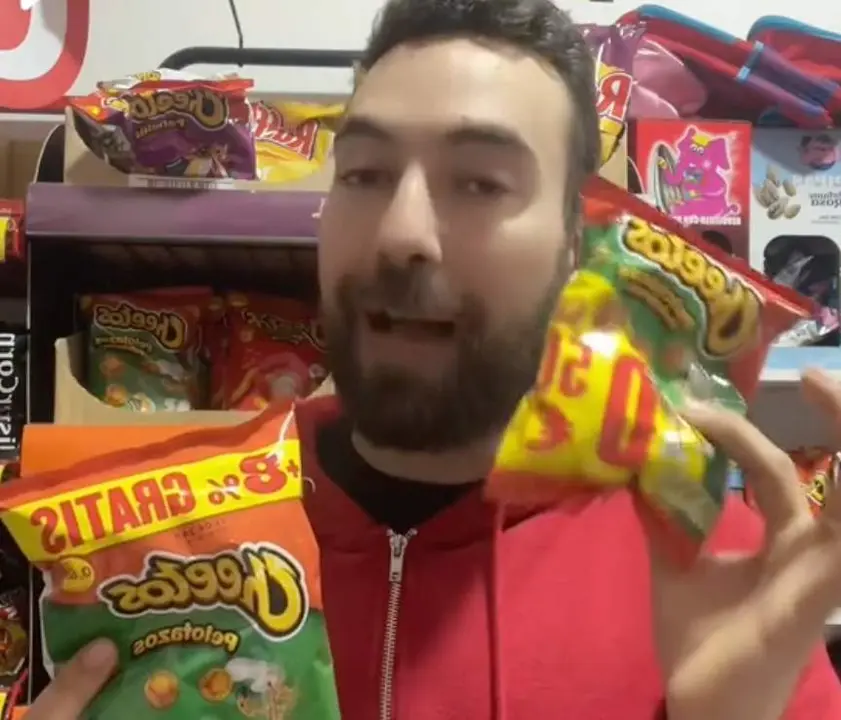  El kioskero cordob&eacute;s en una captura de su v&iacute;deo 