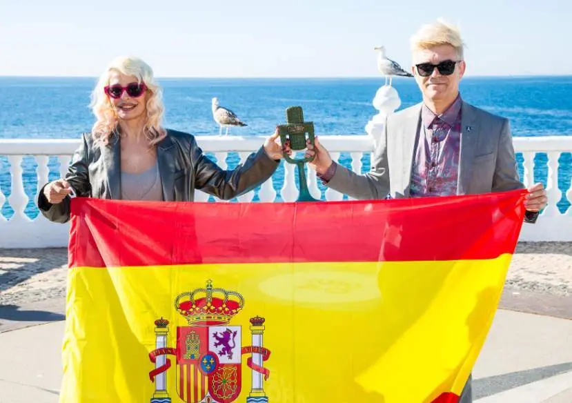 El grupo Nebulossa posa tras ganar el Benidorm Fest 2024, en el Mirador del Castillo, a 4 de febrero de 2024, en Benidorm, Alicante, Comunidad Valenciana 