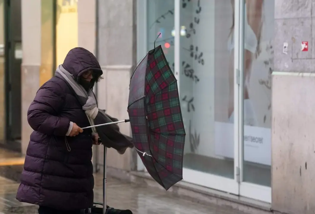  La borrasca Karlotta llega a M&aacute;laga - &Aacute;lex Zea - Europa Press 