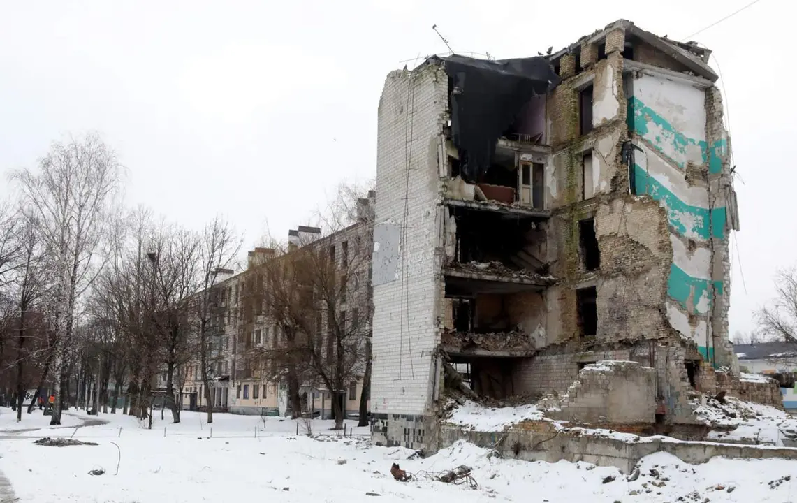 January 24, 2024, Borodianka, Kyiv Region, Ukraine: KYIV REGION, UKRAINE - JANUARY 24, 2024 - A multi-storey building destroyed by Russian shelling on Tsentralna Street of Borodianka, Kyiv region, north-central Ukraine. - Volodymyr Tarasov / Zuma Press / Contactophoto 