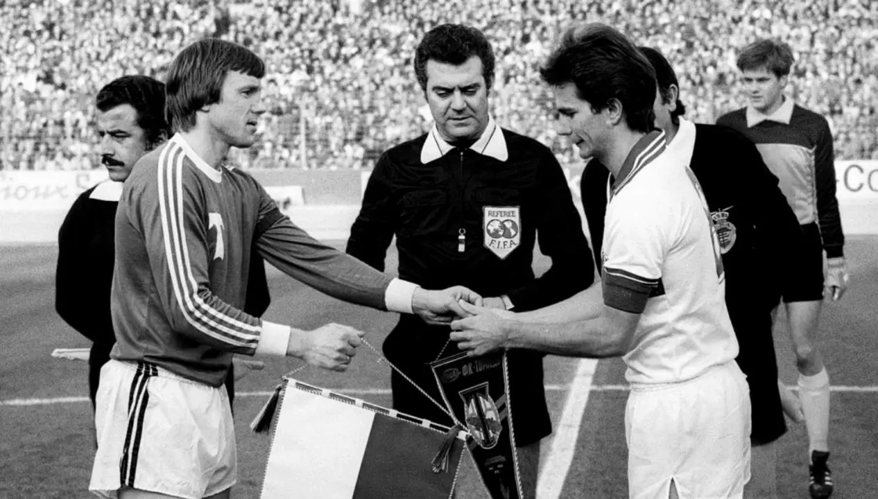  El colegiado &Aacute;ngel Franco Mart&iacute;nez 