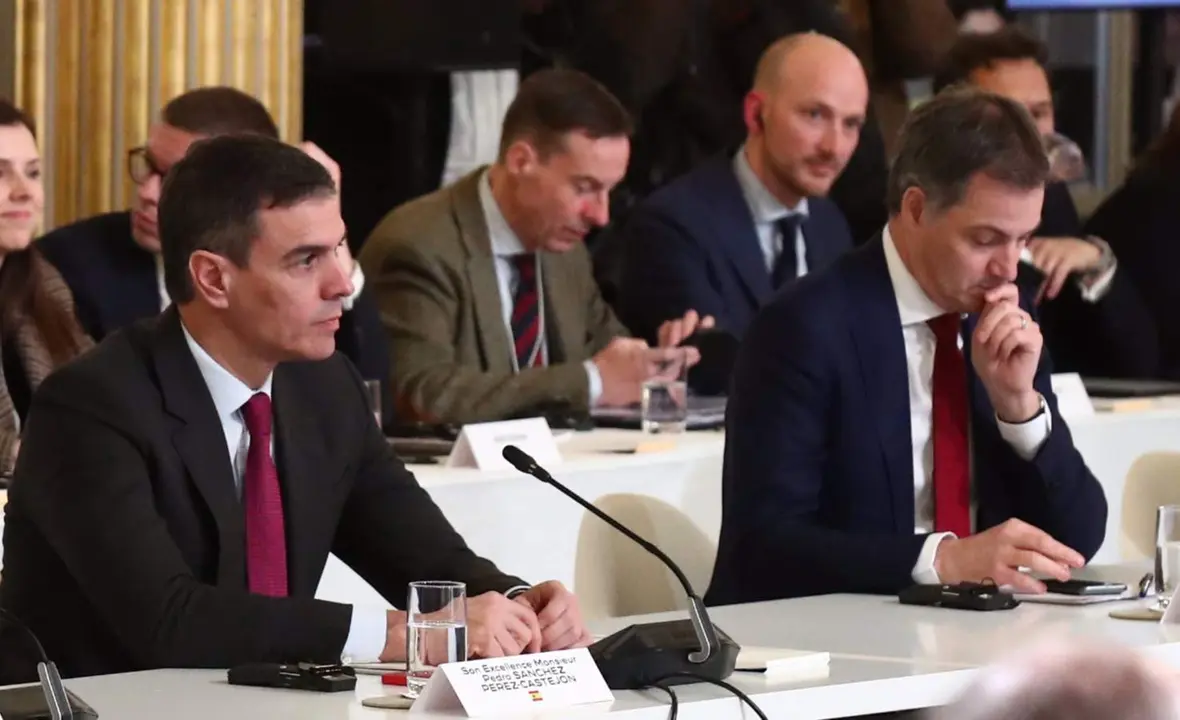  El presidente del Gobierno, Pedro S&aacute;nchez, en la Conferencia de Apoyo a Ucrania celebrada en Par&iacute;s - FERNANDO.CALVO 