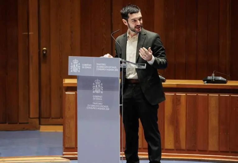  El ministro de Derechos Sociales, Consumo y Agenda 2030, Pablo Bustinduy - Alejandro Mart&iacute;nez V&eacute;lez 